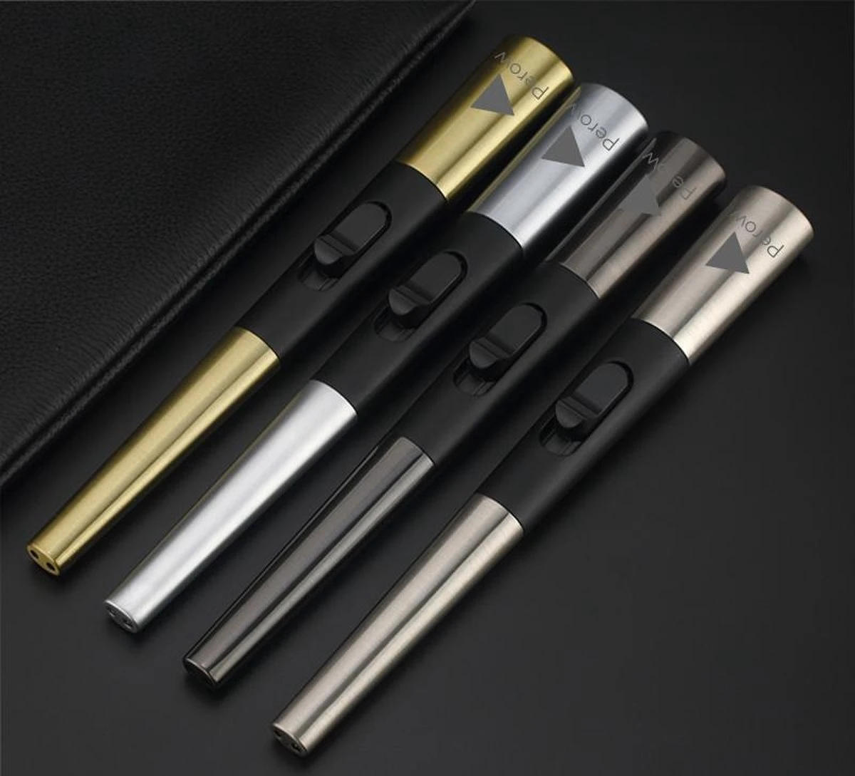 Oplaadbare Lange Elektrische Aansteker - Duurzame Plasma Aansteker – Luxe Aansteker - Inclusief Cadeauverpakking - BBQ – Kaarsen - Zwart 10 Oplaadbare Lange Elektrische Aansteker - Duurzame Plasma Aansteker – Luxe Aansteker - Inclusief Cadeauverpakking - BBQ – Kaarsen - Zwart - Afbeelding 8