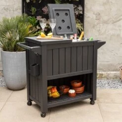 BluMill BBQ Tafel - Inclusief Koelvak 80 Liter - Op Wieltjes - Met Flessenopener - 102 X 46 X 86,5 Cm 22 BluMill BBQ Tafel - Inclusief Koelvak 80 Liter - Op Wieltjes - Met Flessenopener - 102 X 46 X 86,5 Cm -Barbecue Grill Winkel 1200x1200 377