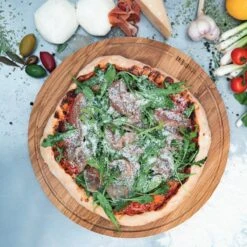 Boska Pizzaplank Friends L - BBQ Accessoires - Eikenhout - Handige Opvanggeul - Ø 34 Cm -Barbecue Grill Winkel 1200x1200 554