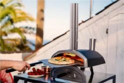 Ooni Fyra 12 Houtpellets Gestookte Pizzaoven -Barbecue Grill Winkel 1200x800 19