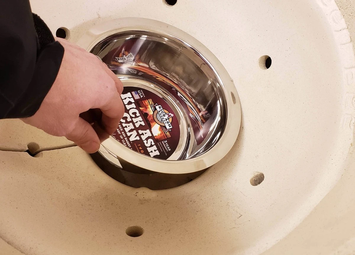 Kick Ash Basket - Big Green Egg Large - Kick Ash Can - As Opvang Pan 6 Kick Ash Basket - Big Green Egg Large - Kick Ash Can - As Opvang Pan - Afbeelding 4