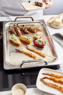 Demeyere Specialties 5 Teppanyaki - Plancha - Bakplaat - 39cm X 27cm 14 Demeyere Specialties 5 Teppanyaki - Plancha - Bakplaat - 39cm X 27cm -Barbecue Grill Winkel 799x1200 7