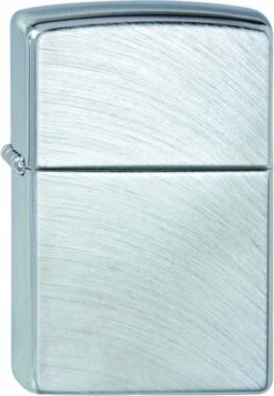 Zippo Lighter Polished Chrome -Barbecue Grill Winkel 831x1200 1
